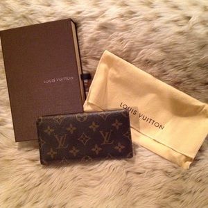 Authentic Louis Vuitton monogram checkbook cover